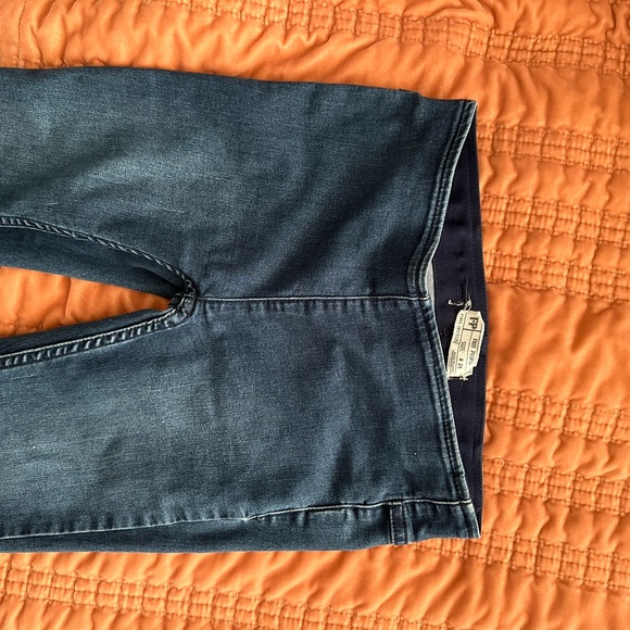 SOLD OUT Free People Penny Pull-On Flare Jeans sz 24 - Picture 6 of 8